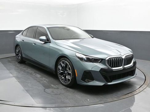 New 2024 BMW 530i w/ M Sport Package image 22