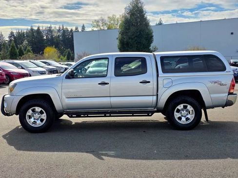 Used 2005 Toyota Tacoma 4x4 Double Cab image 4