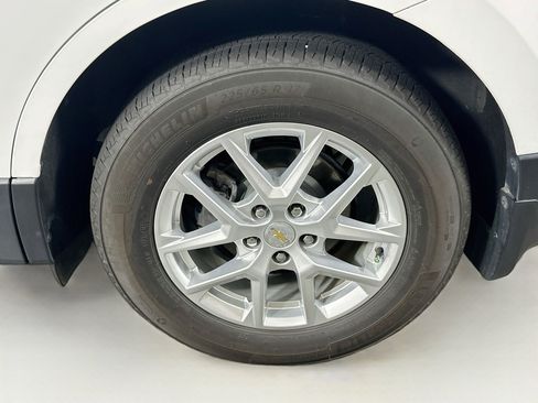 Used 2022 Chevrolet Equinox LT FWD image 11