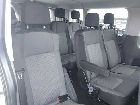 Used 2023 Ford Transit 350 XLT image 27