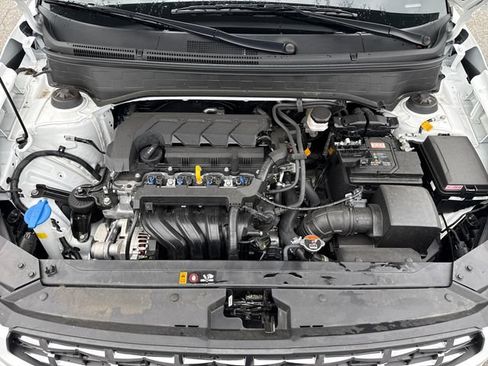 Certified 2026 Hyundai Venue SEL FWD image 22
