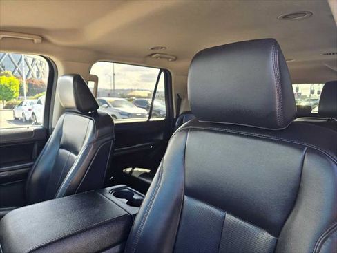 Used 2024 Ford Expedition Max XLT AWD/4WD image 23