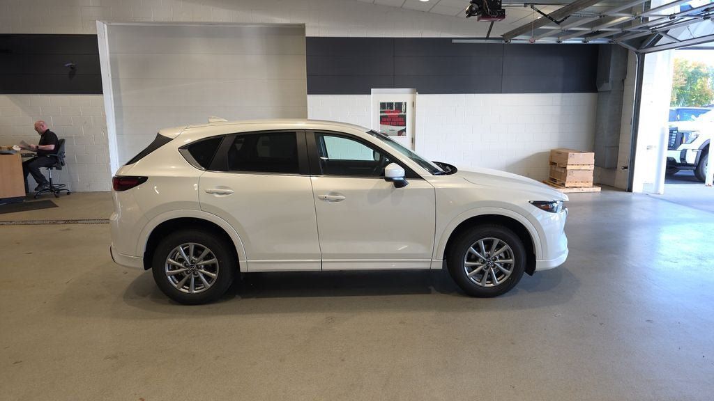 New 2025 MAZDA CX-5 AWD 2.5 S w/ Select Package image 5