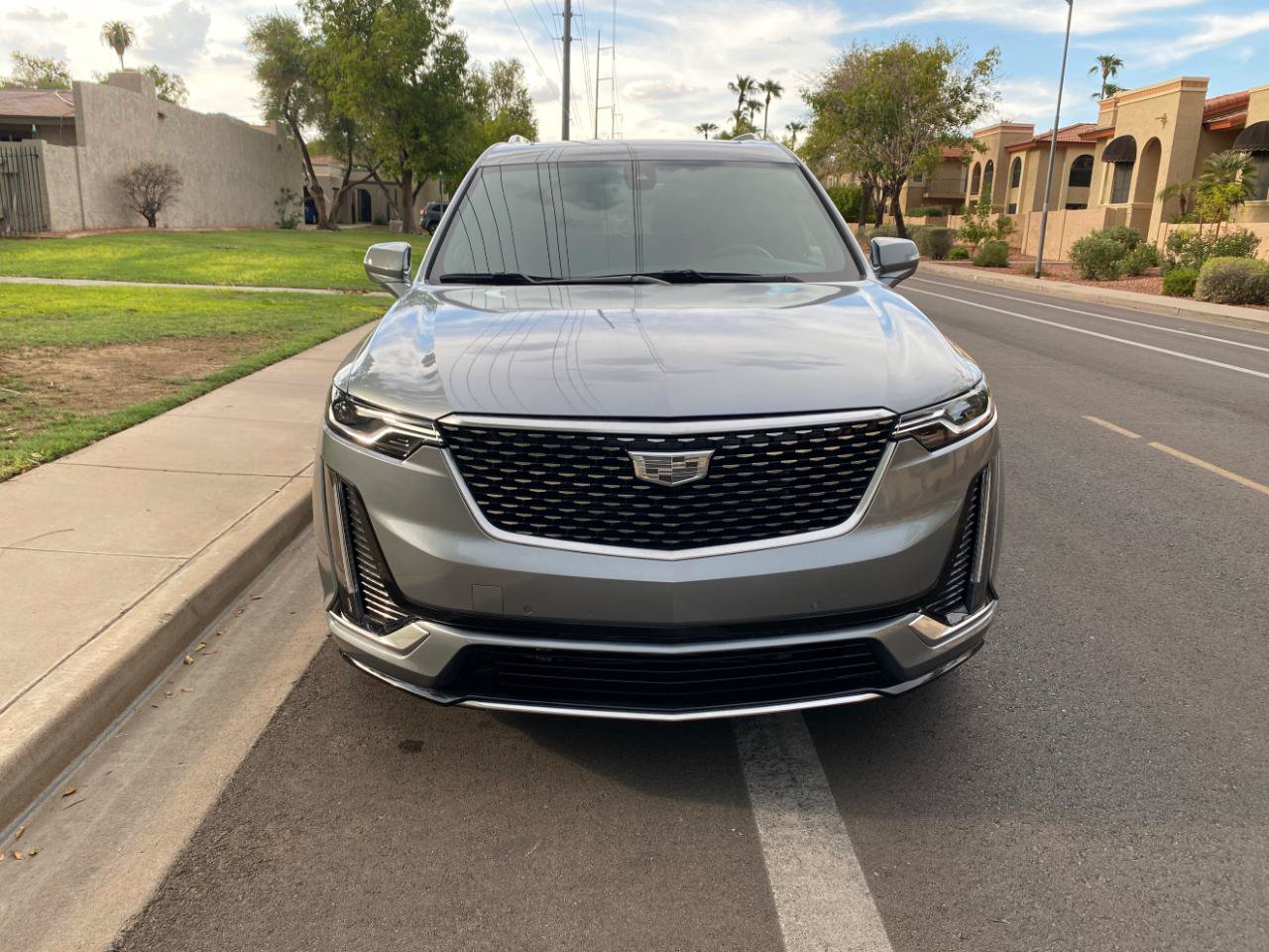 Used 2024 Cadillac XT6 Premium Luxury AWD/4WD image 3