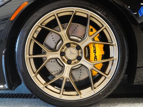 Used 2026 Mercedes-Benz AMG GT 63 image 8