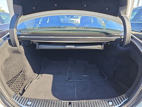 Used 2019 Mercedes-Benz S 560 4MATIC Sedan image 13