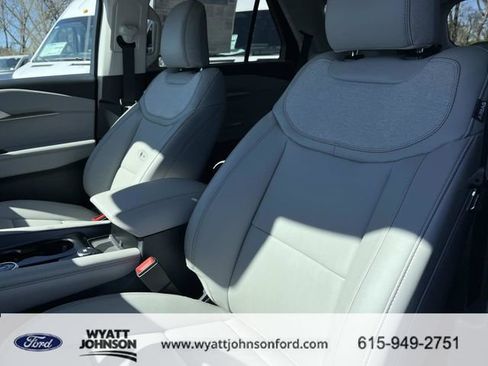 New 2026 Ford Explorer Active image 26