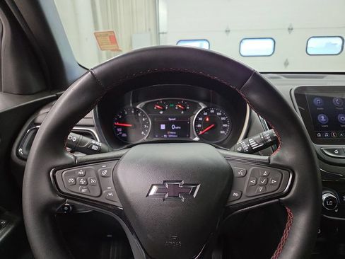 Used 2023 Chevrolet Equinox RS w/ RS Leather Package AWD/4WD image 20
