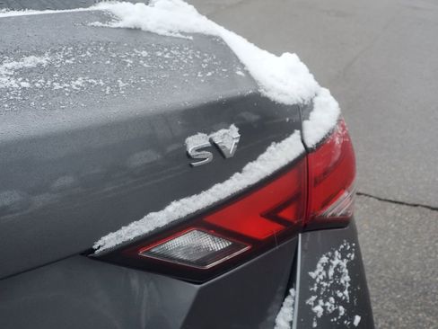 Used 2023 Nissan Sentra SV image 7