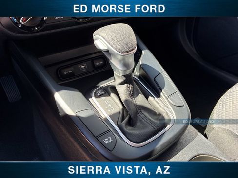 Used 2025 Kia Soul LX FWD image 32