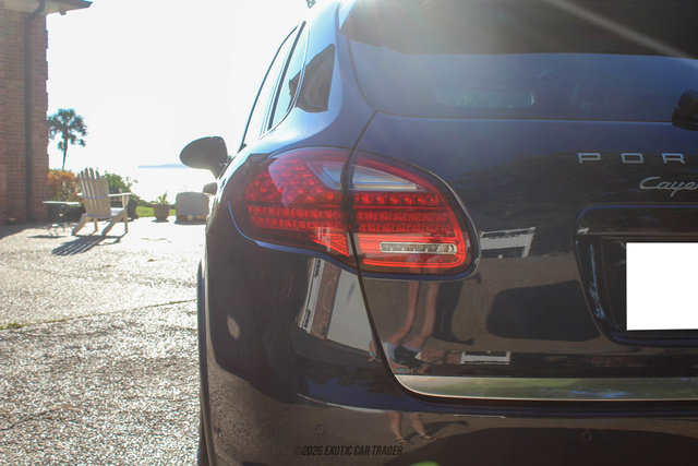 Used 2012 Porsche Cayenne Turbo AWD/4WD image 63
