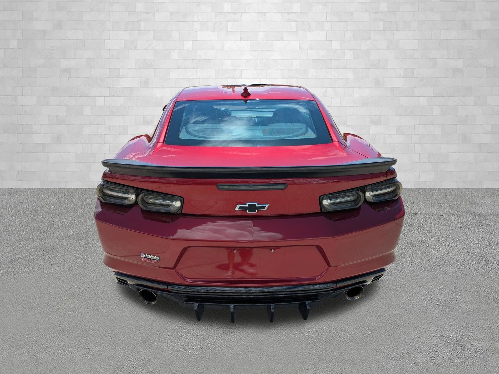 Used 2021 Chevrolet Camaro LT RWD image 3