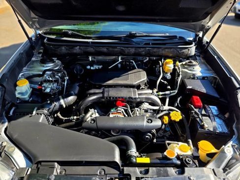 Used 2010 Subaru Outback 2.5i AWD/4WD image 51
