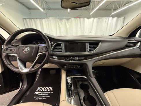 Used 2023 Buick Enclave Essence w/ Experience Buick Package AWD/4WD image 17