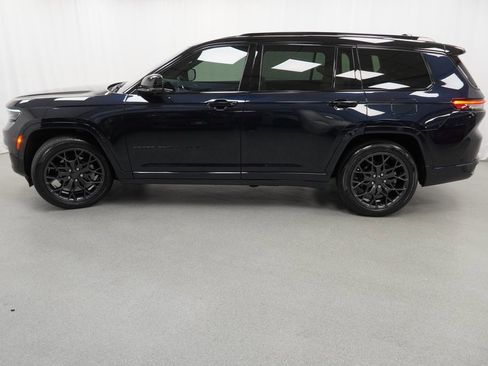 Certified 2024 Jeep Grand Cherokee L Summit w/ High Altitude Package image 16