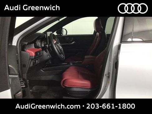 Used 2025 Lincoln Corsair Reserve w/ Equipment Group 202A AWD/4WD image 9