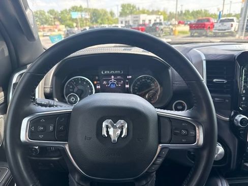 Used 2023 RAM 1500 Laramie AWD/4WD image 9