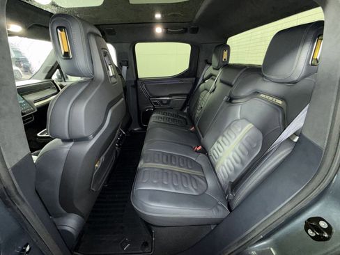 Used 2022 Rivian R1T Adventure image 22