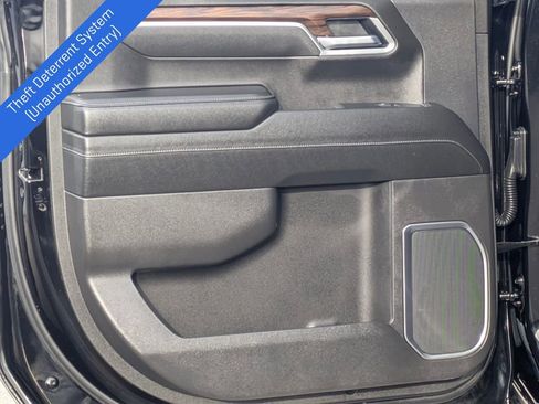 Certified 2025 GMC Sierra 1500 SLT image 40