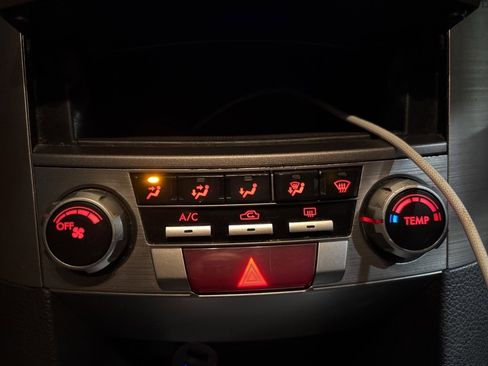 Used 2014 Subaru Outback 2.5i Premium image 16