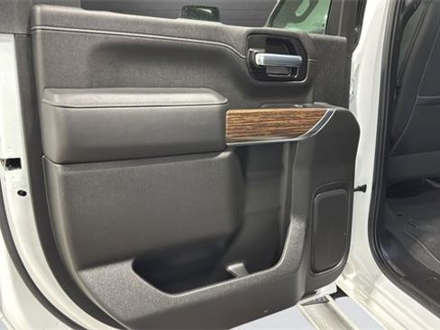 Used 2022 Chevrolet Silverado 3500 High Country image 26