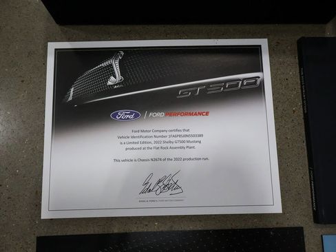 Used 2022 Ford Mustang Shelby GT500 w/ Carbon Fiber Track Pack image 58