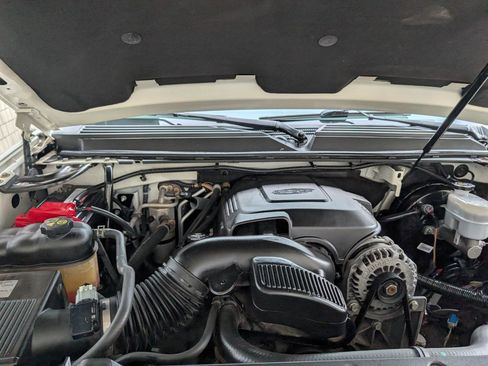 Used 2012 Chevrolet Tahoe LTZ image 29