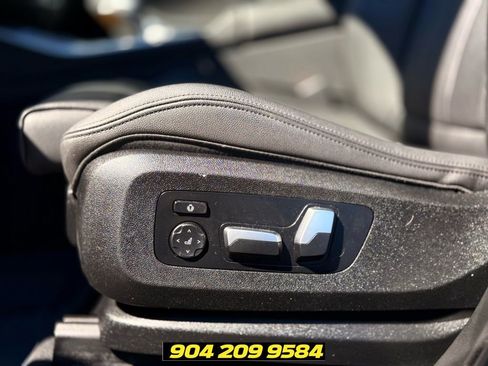 Used 2020 BMW X5 xDrive40i AWD/4WD image 13