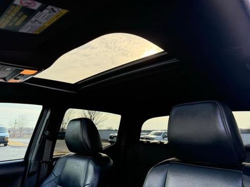 Used 2022 Toyota Tacoma Limited image 50