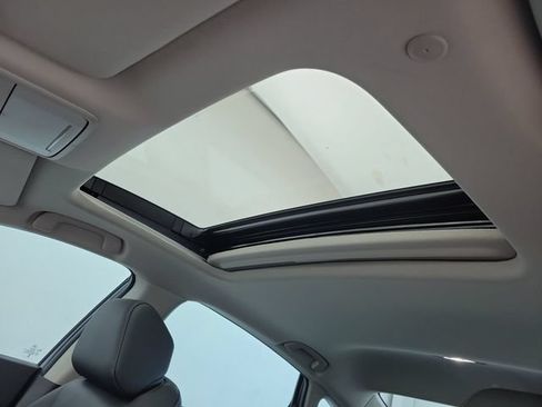 Used 2025 Honda Accord Touring image 19