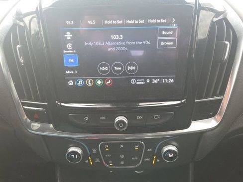 Used 2022 Chevrolet Traverse LT image 33