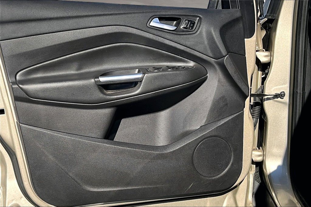 Used 2018 Ford Escape Titanium AWD/4WD image 23