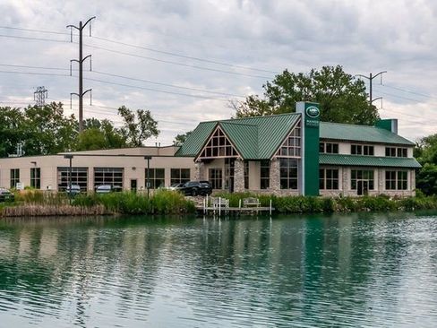 Used 2025 Land Rover Defender 110 S image 27