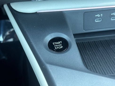 New 2026 Nissan Sentra SL w/ Floor Mat Package FWD image 18