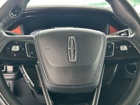 Used 2024 Lincoln Aviator Reserve RWD image 29