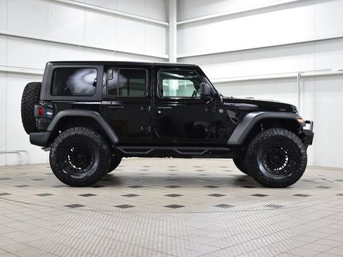 Used 2026 Jeep Wrangler Unlimited Sport AWD/4WD image 8