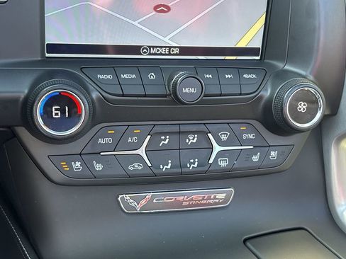 Certified 2016 Chevrolet Corvette Stingray w/ 2LT Preferred Equipment Group image 21