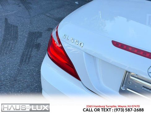 Used 2013 Mercedes-Benz SL 550 w/ Premium Pkg image 19