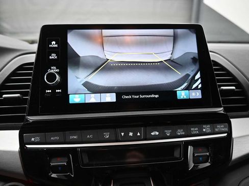 Used 2025 Honda Odyssey Sport-L image 8