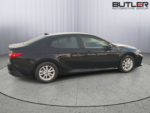 Certified 2025 Toyota Camry LE FWD image 7