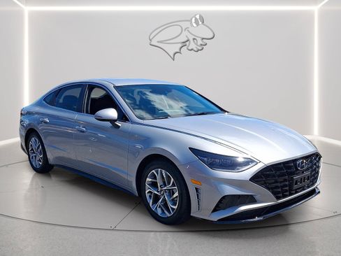 Used 2023 Hyundai Sonata SEL FWD image 6