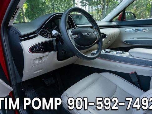 Used 2024 Genesis GV70 2.5T w/ Advanced Package AWD/4WD image 10