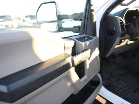 Used 2020 Ford F350 XL w/ Power Equipment Group image 22