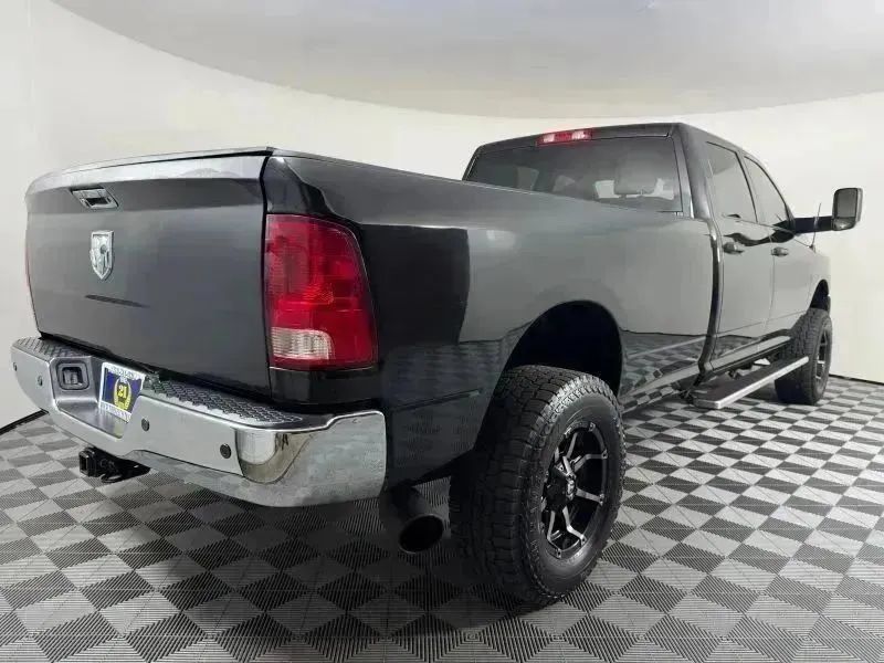 Used 2018 RAM 3500 Tradesman w/ Chrome Appearance Group AWD/4WD image 8