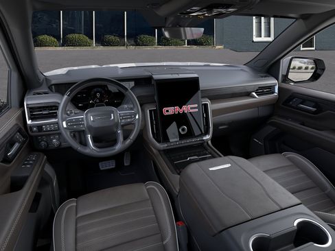 New 2026 GMC Yukon Denali Ultimate w/ LPO, Floor Liner Package AWD/4WD image 15