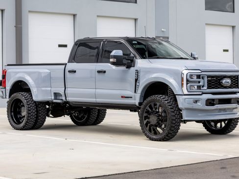 Used 2025 Ford F450 King Ranch w/ Chrome Package AWD/4WD image 21