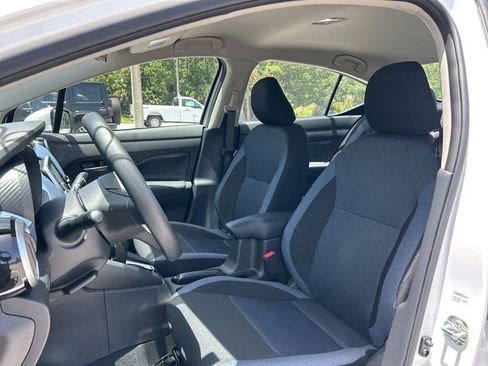 New 2025 Nissan Versa SV image 13