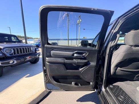 Used 2019 RAM 1500 Big Horn AWD/4WD image 34