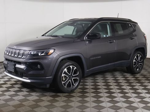 Used 2022 Jeep Compass Limited AWD/4WD image 6