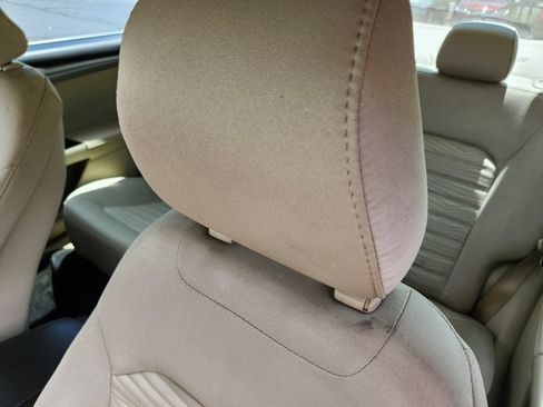 Used 2016 Ford Fusion SE FWD image 16